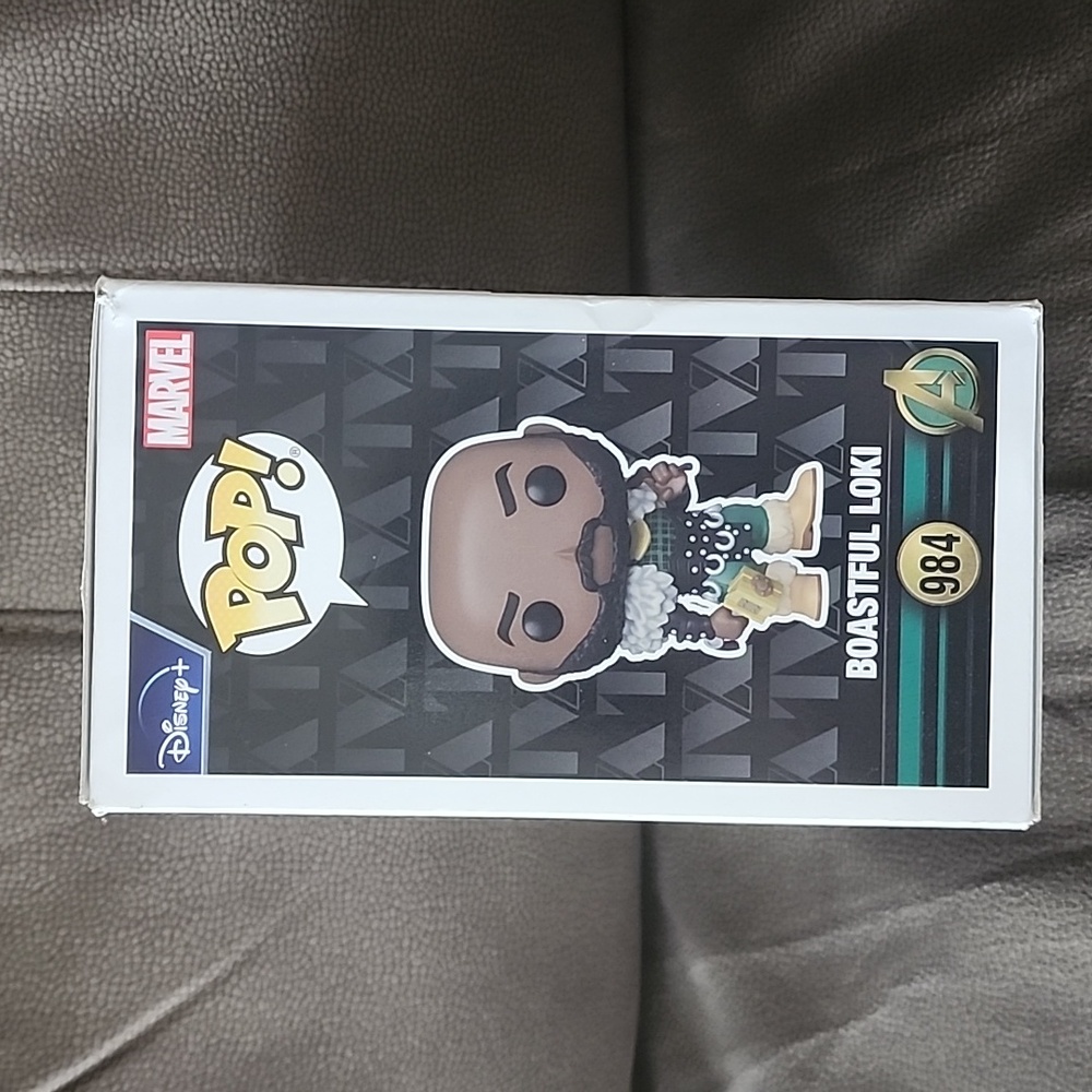 Boastful Loki funko pop - Picture 2 of 4